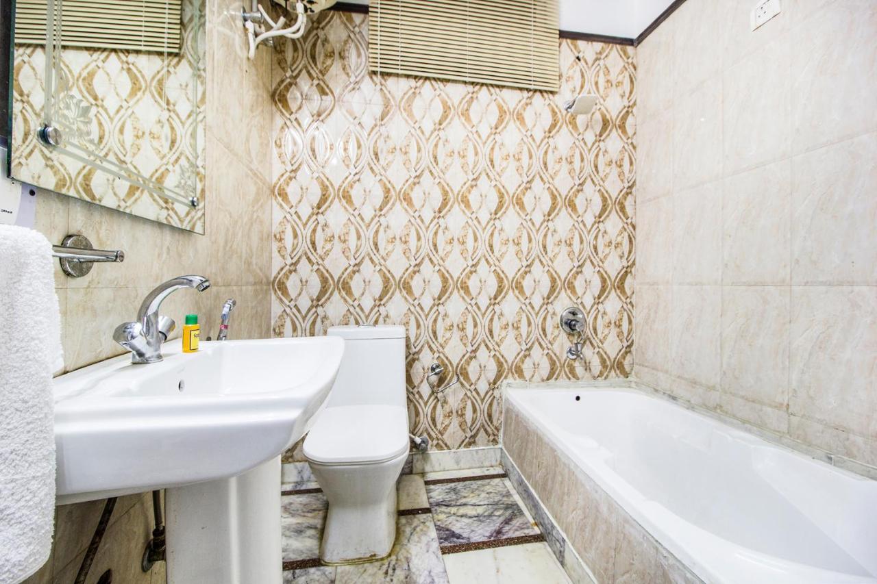 Fabhotel Plus Maniram Palace Agra  Exterior photo